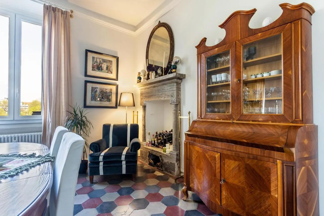 The Place To Be Apartment Milan Italy